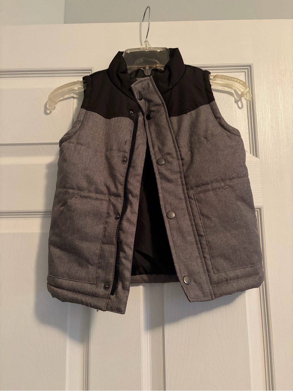 Bienzoe Boys Quilted Puffer Vest - Gray with Black Yoke and Black Interior